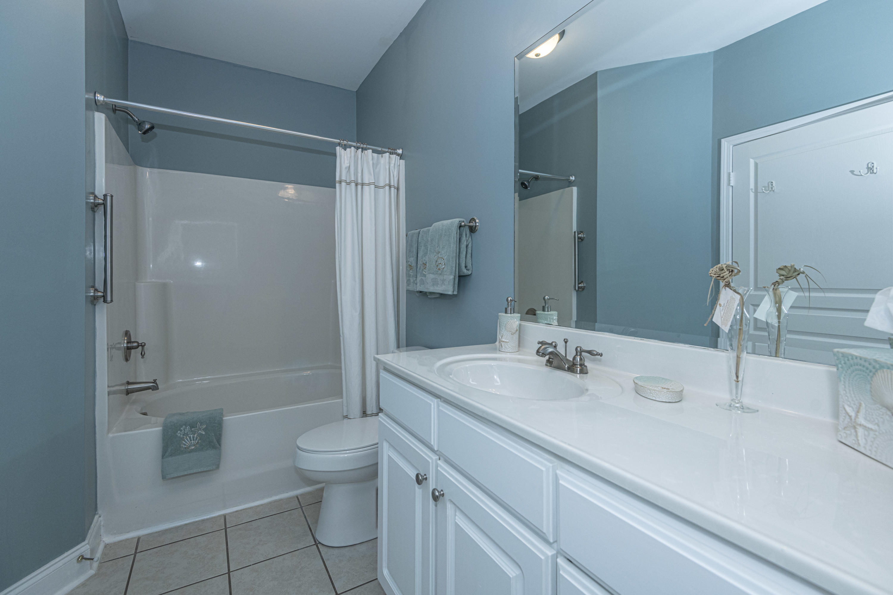 1802 Basildon Road Mount Pleasant, SC 29466 - Photo 12 of 44 Blue bathroom