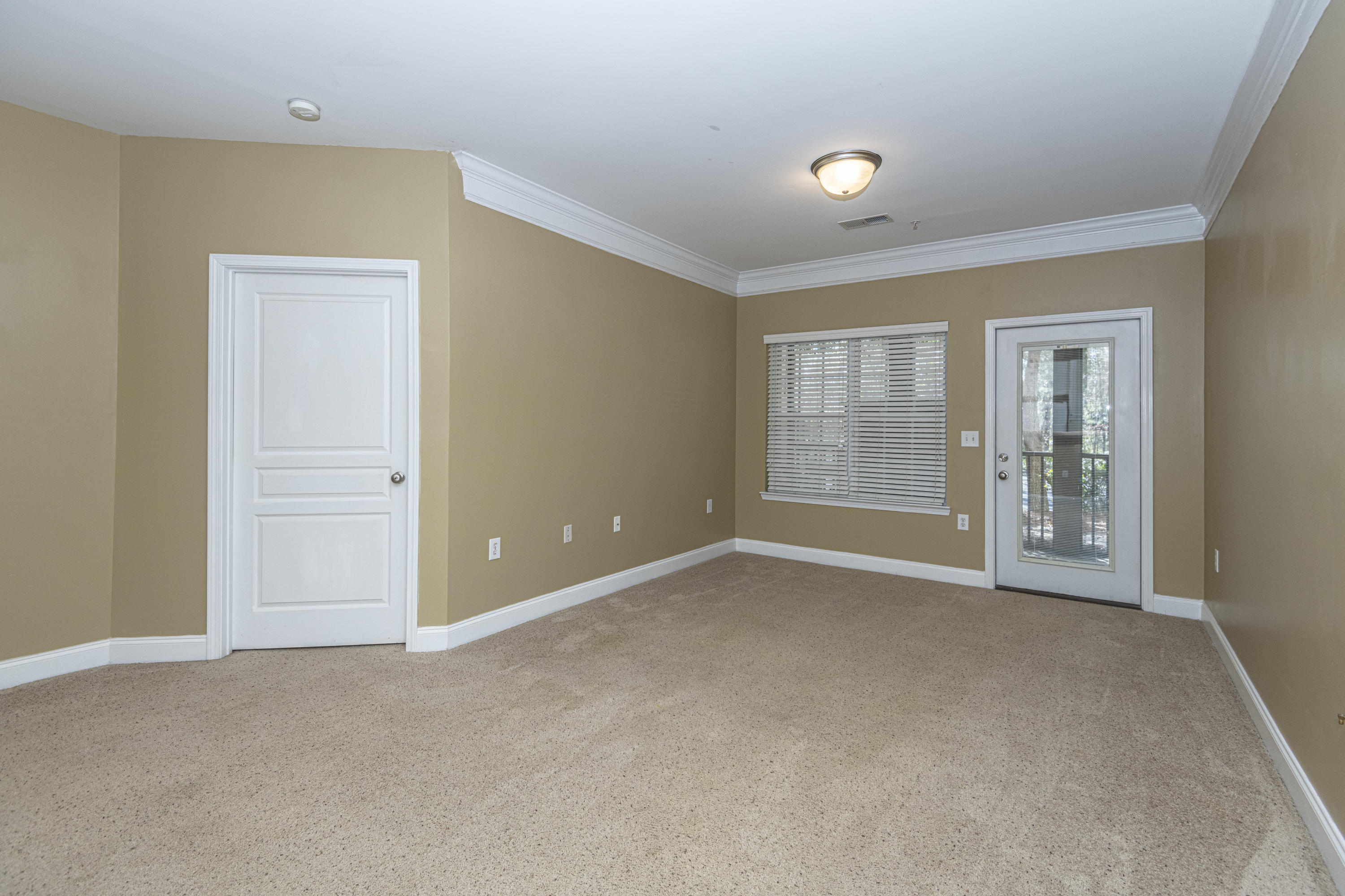 1802 Basildon Road Mount Pleasant, SC 29466 - Photo 14 of 44 Living Room
