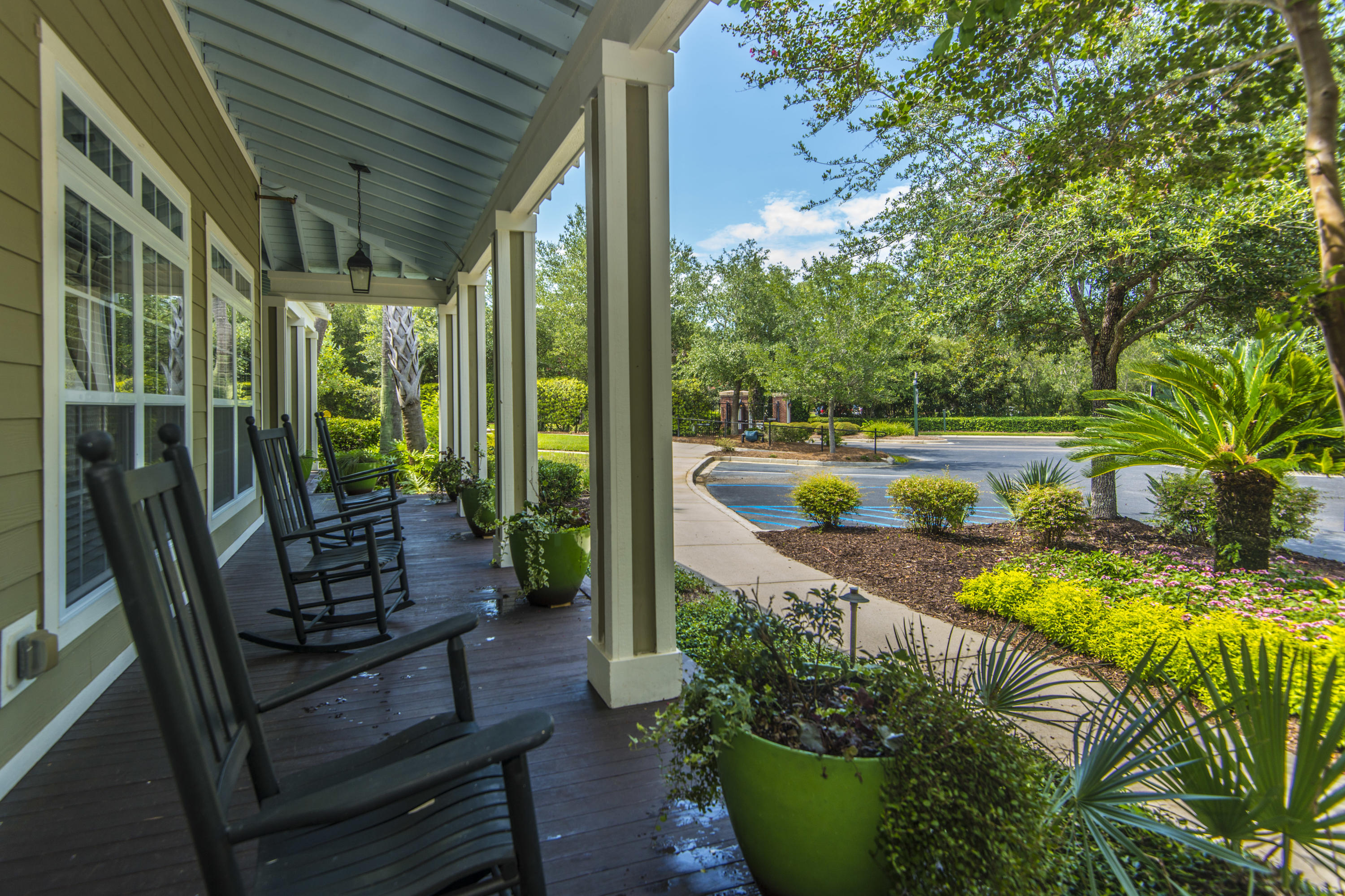 1802 Basildon Road Mount Pleasant, SC 29466 - Photo 23 of 44 Club House Porch