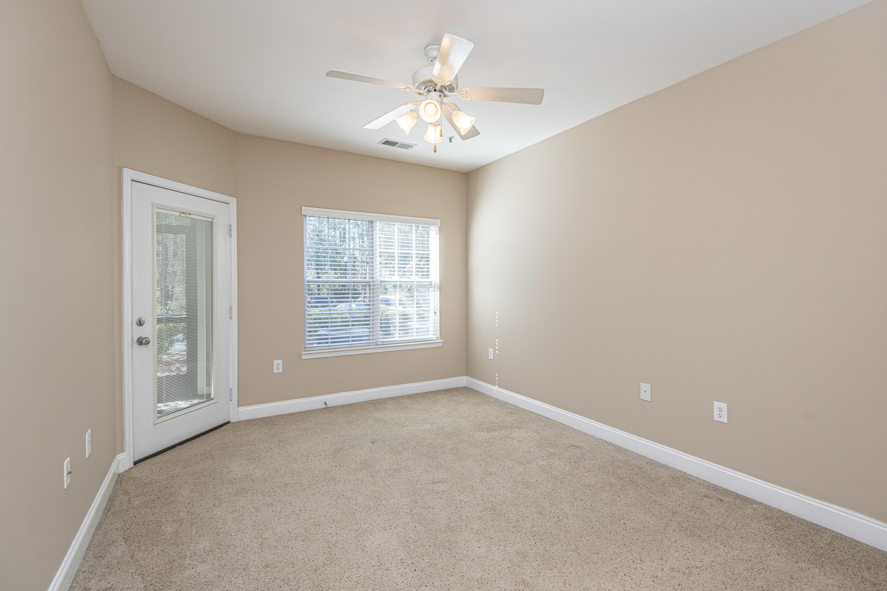 1802 Basildon Road Mount Pleasant, SC 29466 - Photo 6 of 44 Room 1