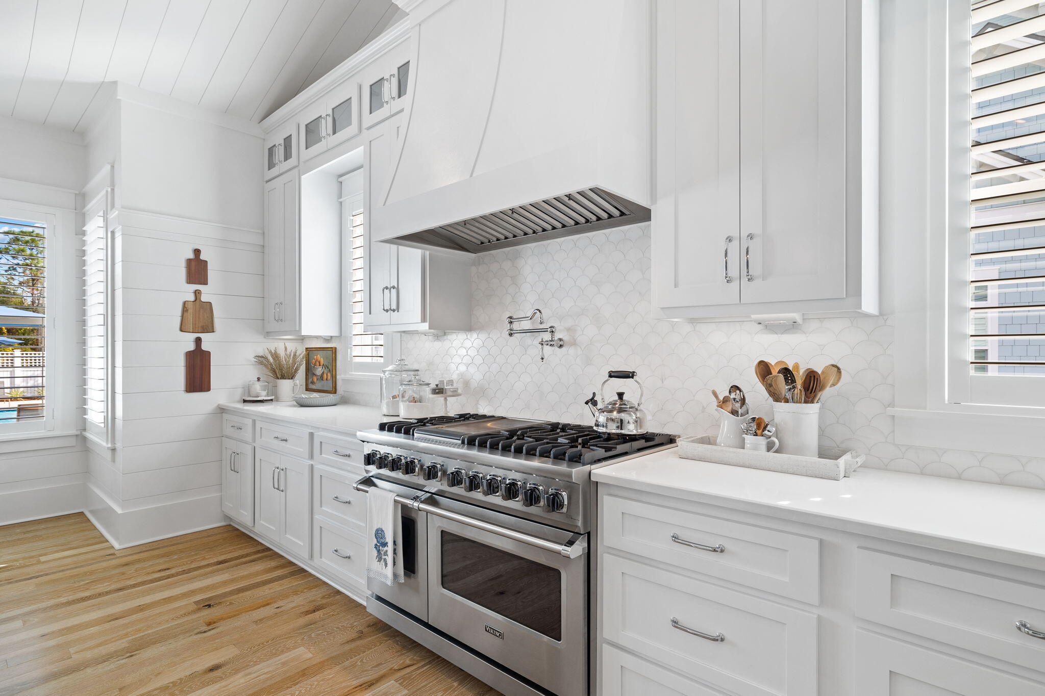 201 Needle Cast Ln Inlet Beach Inlet Beach, FL 32461 - Photo 39 of 92 Viking Range & Custom Hood