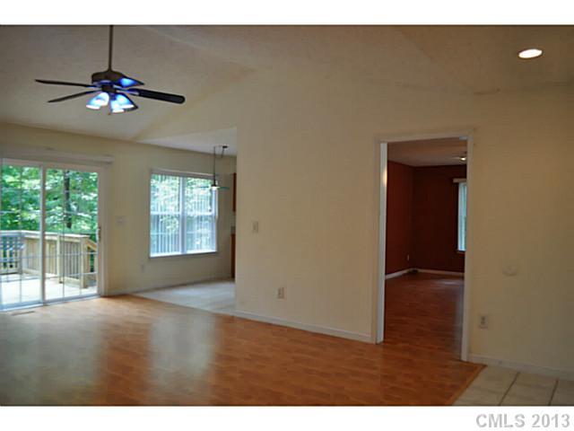 121 Shenandoah Loop, Unit 29 Troutman, NC 28166 - Photo 5 of 16