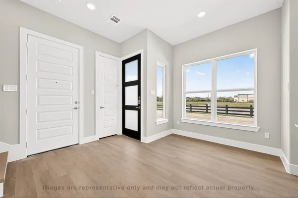 $2,745 | 10719 Mason Road, Unit 16, Richmond, TX 77406