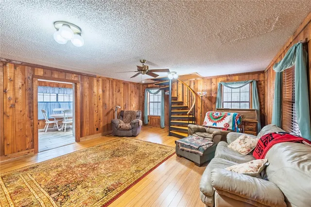 $359,900 | 1670 Beaver Dam Road, Odum, GA 31555