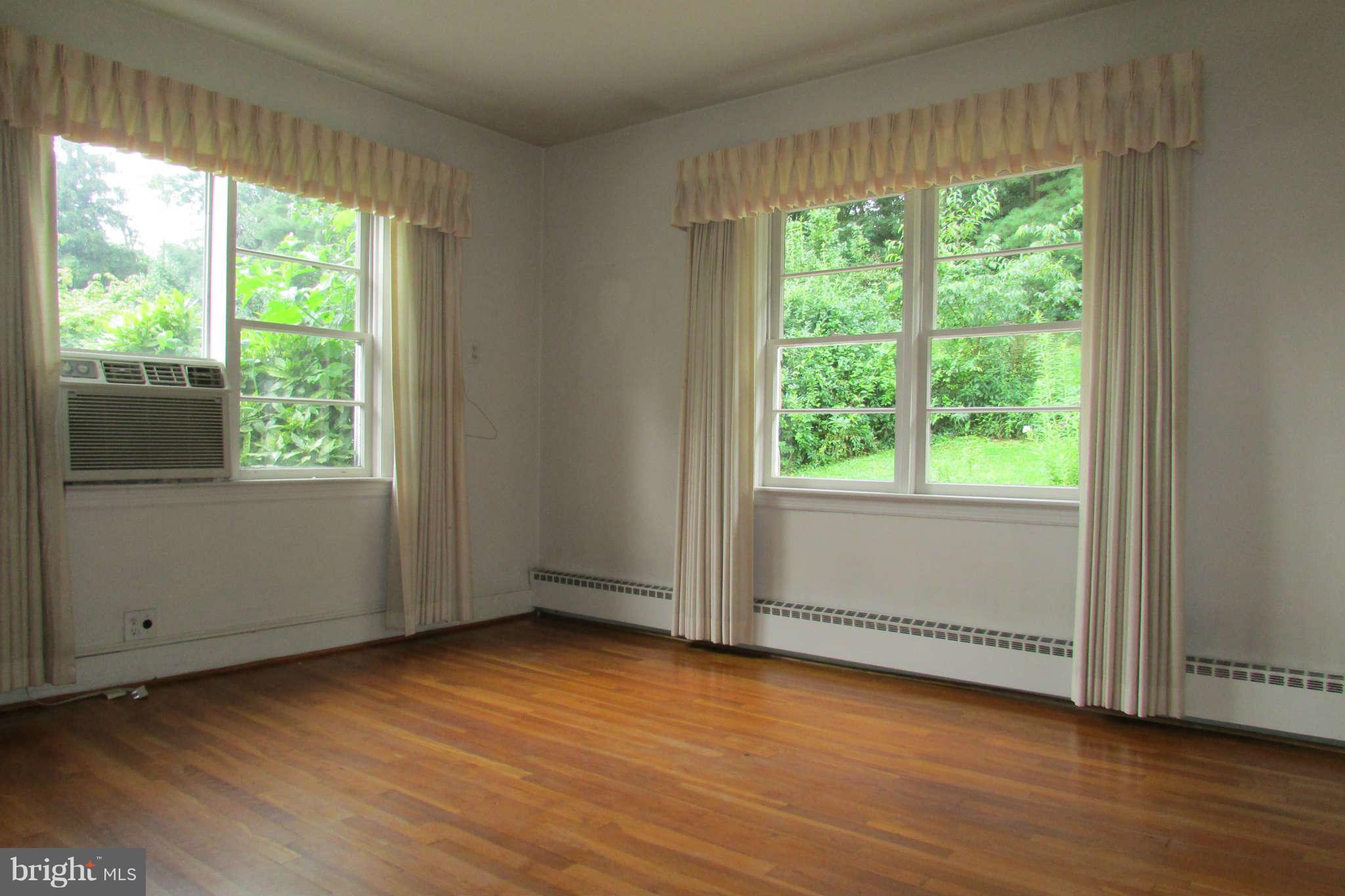 9217 Baltimore Road Frederick, MD 21704 - Photo 14 of 26 Den or office on main level