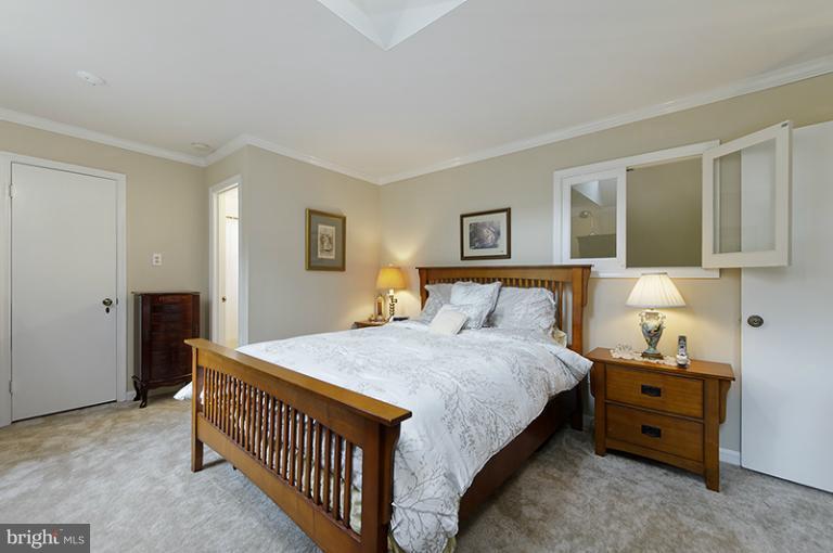 11051 Bishopsgate Court Reston, VA 20194 - Photo 17 of 22 Bedroom (Master)