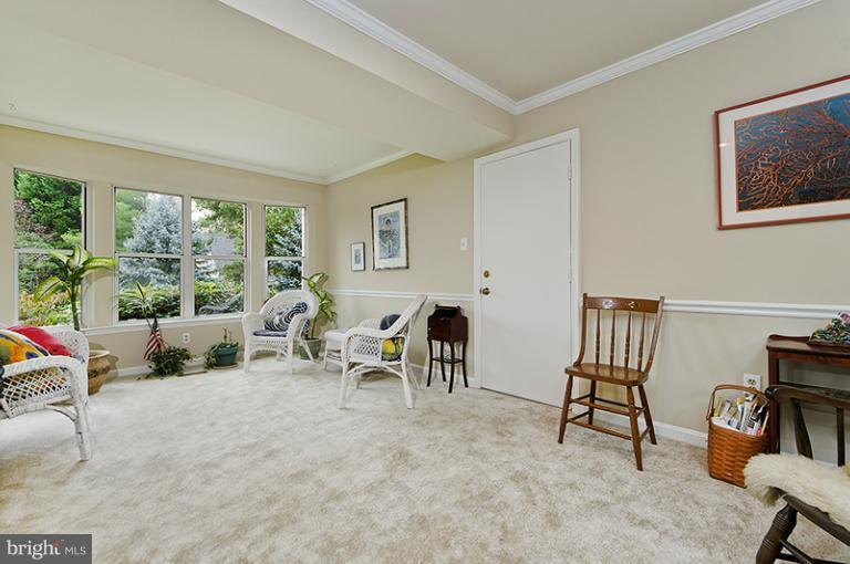 11051 Bishopsgate Court Reston, VA 20194 - Photo 9 of 22 Interior (General)