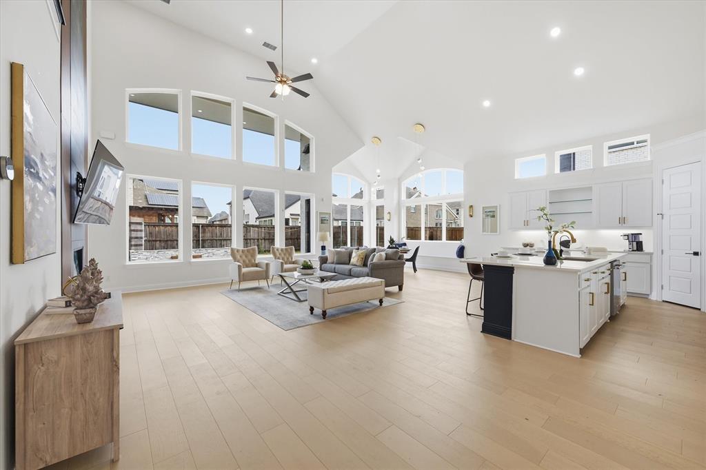 2860 Firefly Place Prosper, TX 75078 - Photo 4 of 40