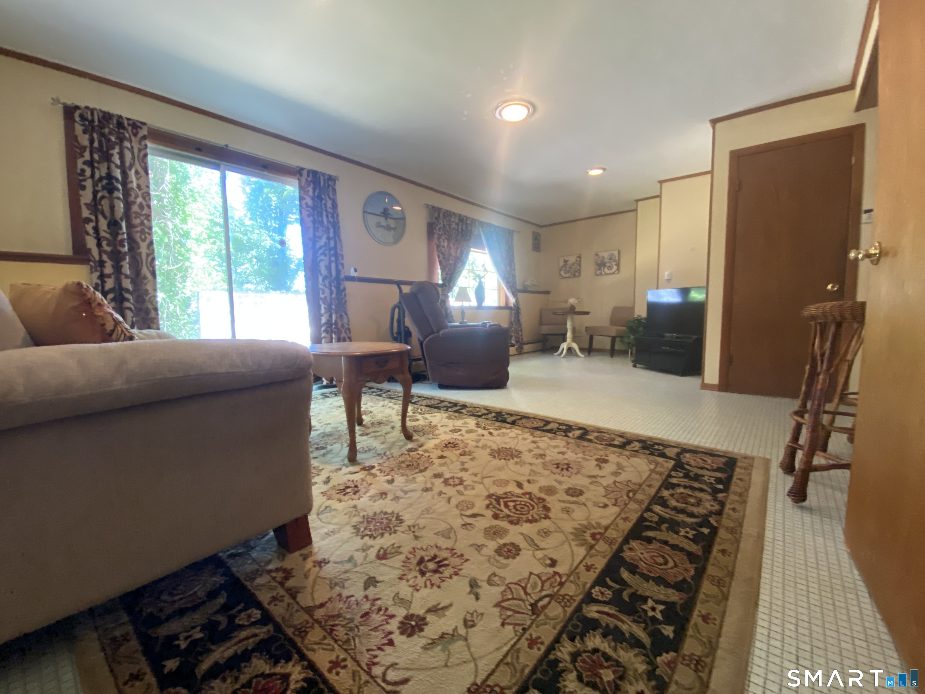 8 Commodore Street Norwich, CT 06360 - Photo 24 of 38