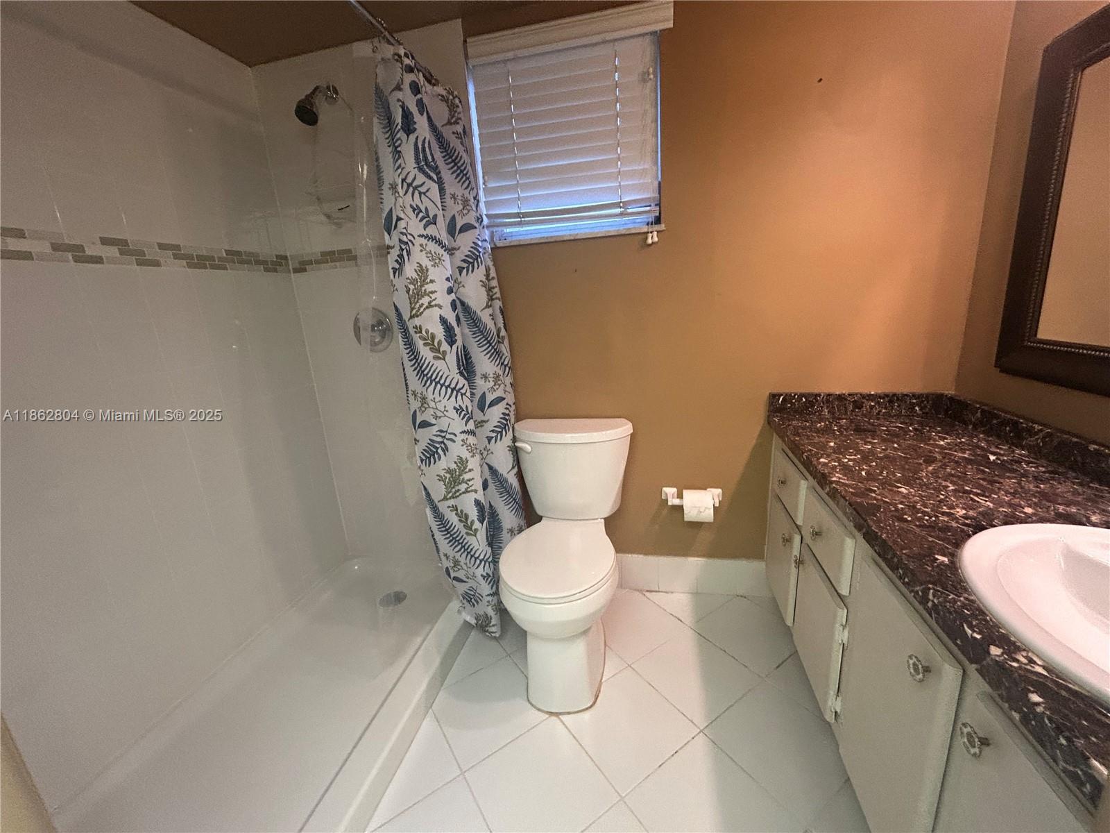 151 Berkley Road, Unit 112 Hollywood, FL 33024 - Photo 36 of 37 Gallery Image 36