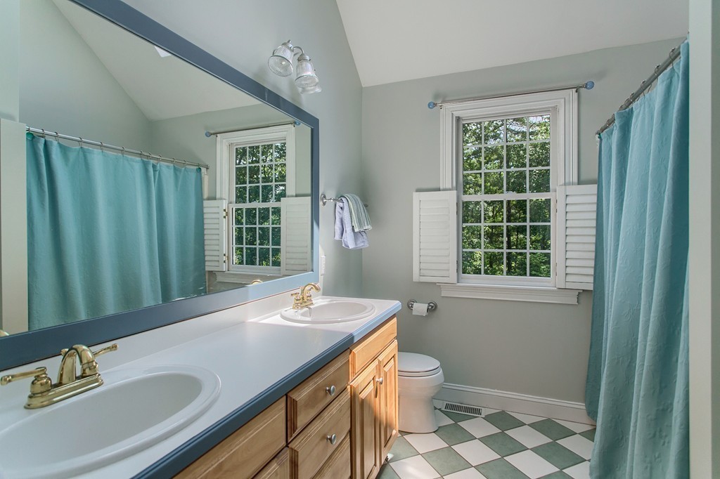 78 Frye Road Bolton, MA 01740 - Photo 14 of 30 Gallery Image 14