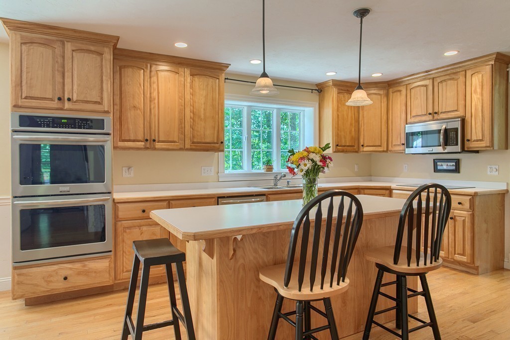 78 Frye Road Bolton, MA 01740 - Photo 17 of 30 Gallery Image 17