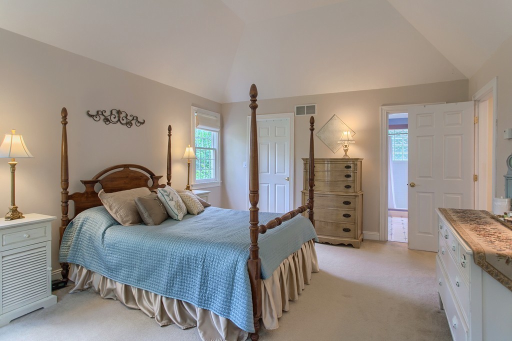 78 Frye Road Bolton, MA 01740 - Photo 9 of 30 Gallery Image 9