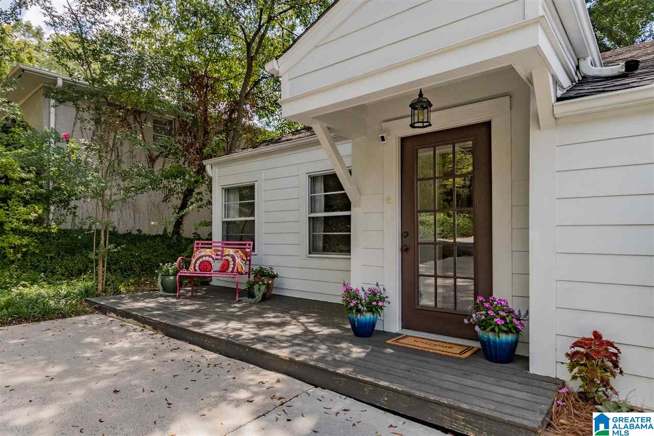 300 Ridge Road Birmingham, AL 35209 - Photo 4 of 40