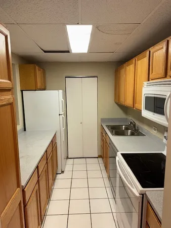 $2,300 | 431 South Dearborn Street, Unit 909, Chicago, IL 60605