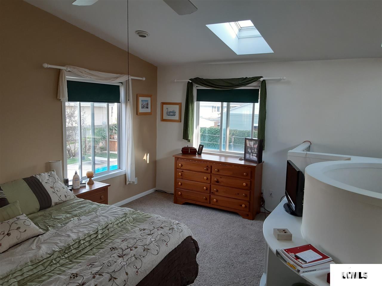 1216 Nicholson Road Lincoln, IL 62656 - Photo 20 of 29 Gallery Image 20