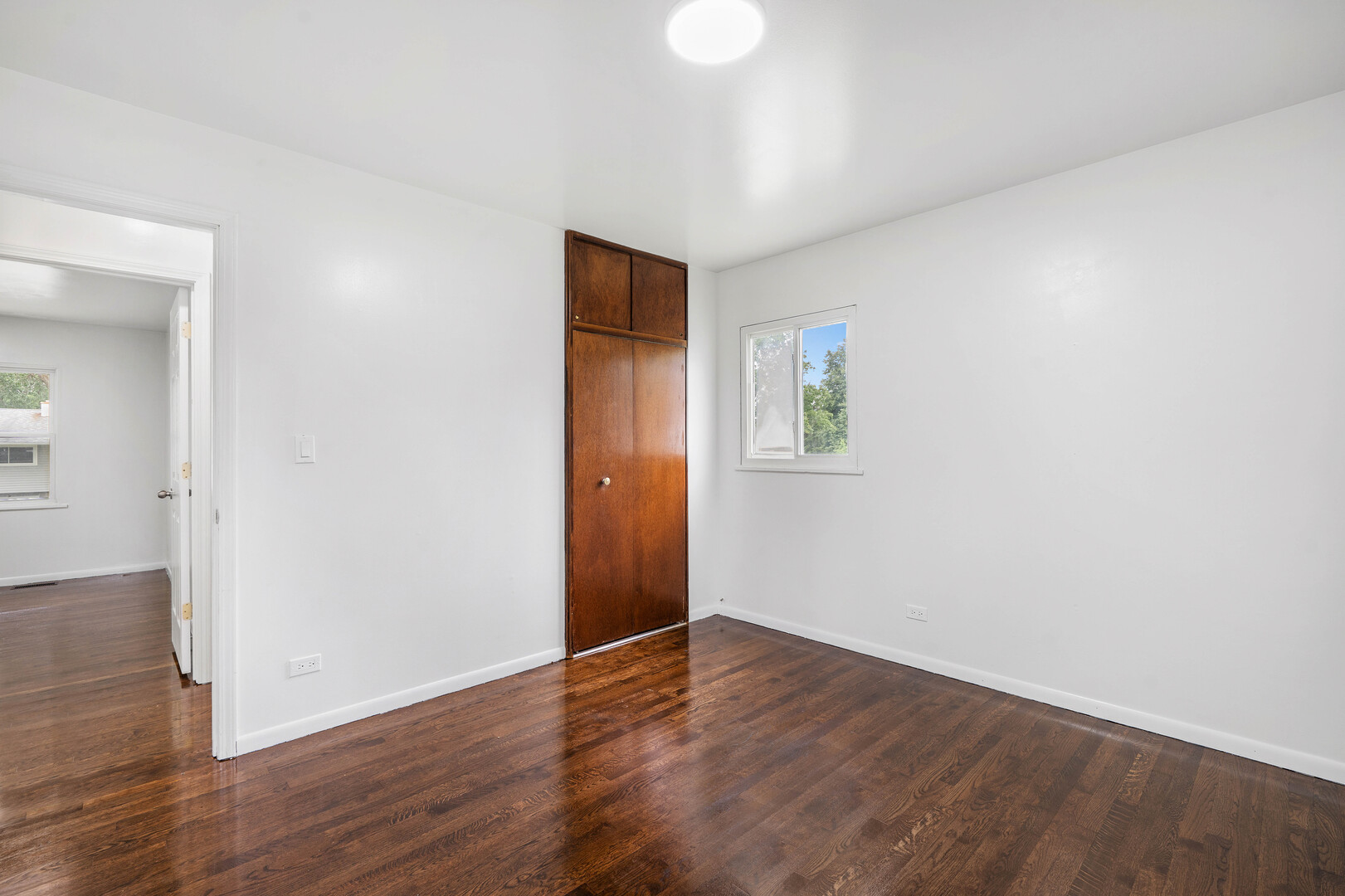 669 White Pine Road Buffalo Grove, IL 60089 - Photo 11 of 33 Gallery Image 11