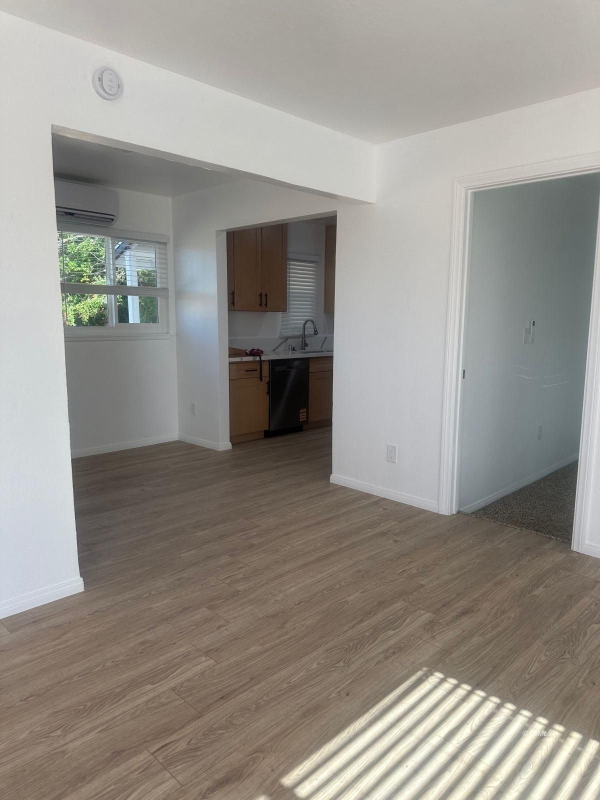 240 North Fairview Street Ridgecrest, CA 93555 - Photo 4 of 10
