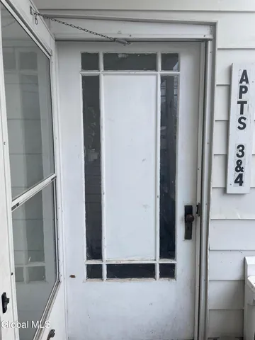 $1,000 | 140 Wells Avenue, Unit 3, Middleburgh, NY 12122