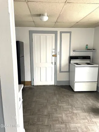 $850 | 140 Wells Avenue, Unit 3, Middleburgh, NY 12122