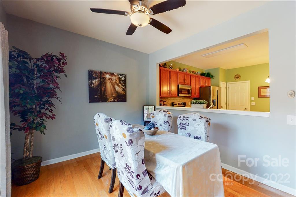 9136 Redmond Trace Road Charlotte, NC 28277 - Photo 11 of 37 a dining room with furniture and window