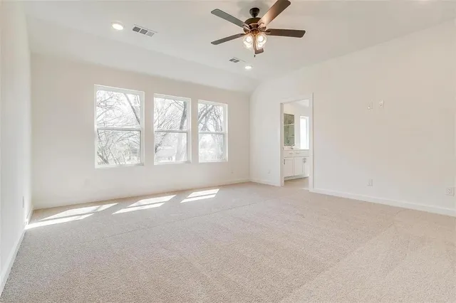 $2,500 | 4524 Hogan's Alley Drive, Arlington, TX 76001