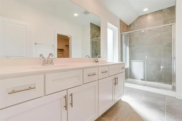 $2,500 | 4524 Hogan's Alley Drive, Arlington, TX 76001