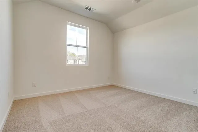 $2,500 | 4524 Hogan's Alley Drive, Arlington, TX 76001