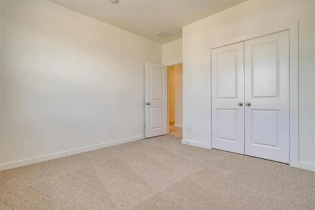 $2,500 | 4524 Hogan's Alley Drive, Arlington, TX 76001