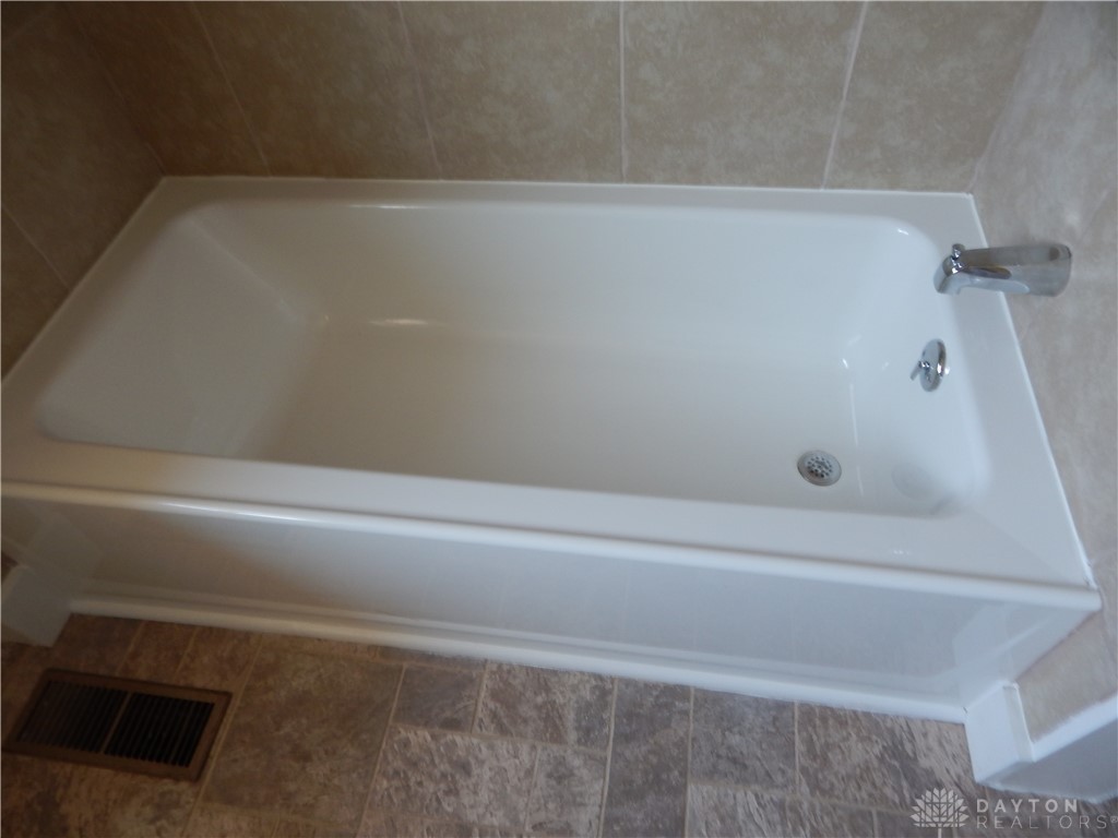 1885 East Westbrook Road Dayton, OH 45415 - Photo 14 of 15