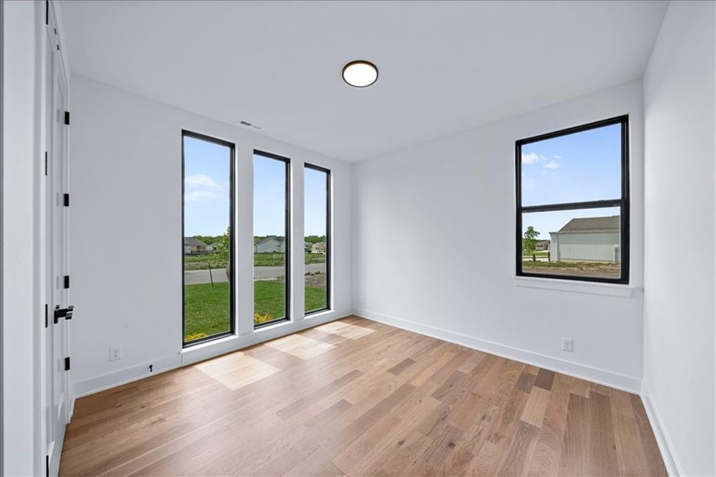 2124 Southwest Wheatfield Court Lee's Summit, MO 64082 - Photo 21 of 27