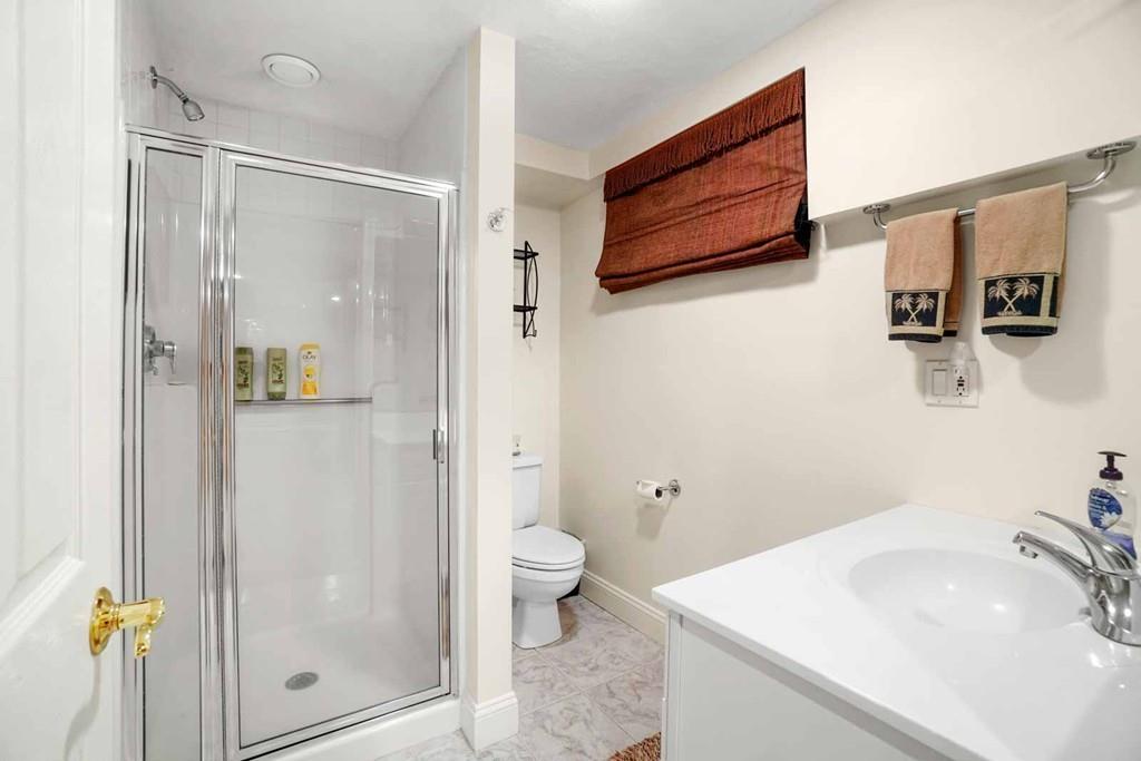 28 Elizabeth Road Hopkinton, MA 01748 - Photo 24 of 42 Gallery Image 24