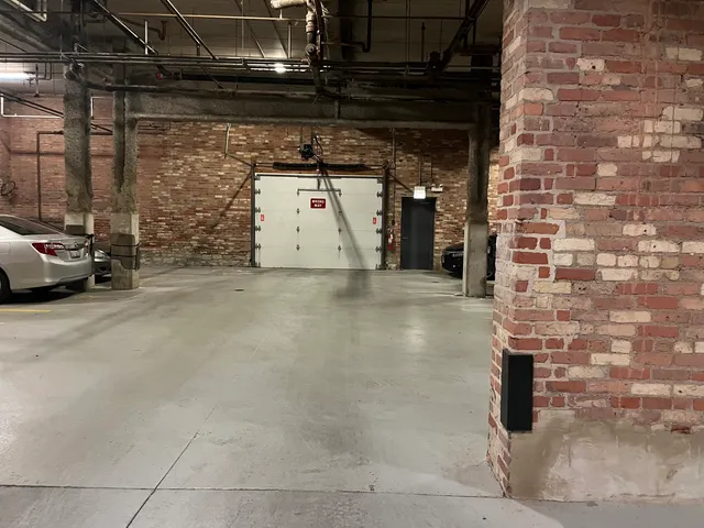 $2,800 | 1631 South Michigan Avenue, Unit 401, Chicago, IL 60616