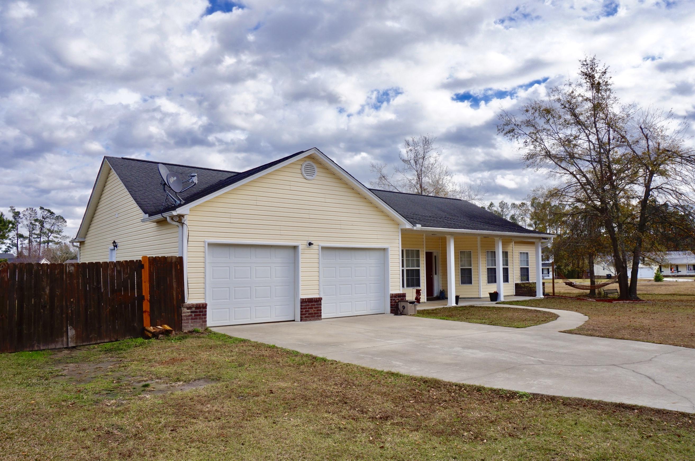 734 Broughton Road Moncks Corner, SC 29461 - Photo 4 of 38 Left Side Front View