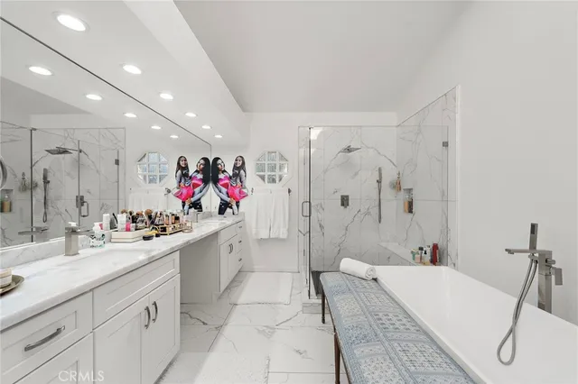 a very nice looking room with a large mirror