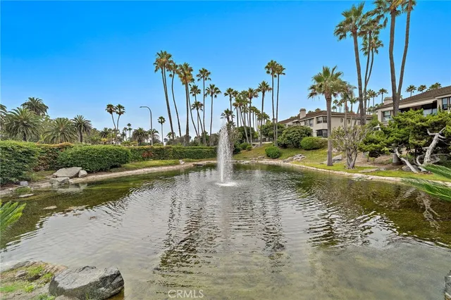 a view of a lake with houses