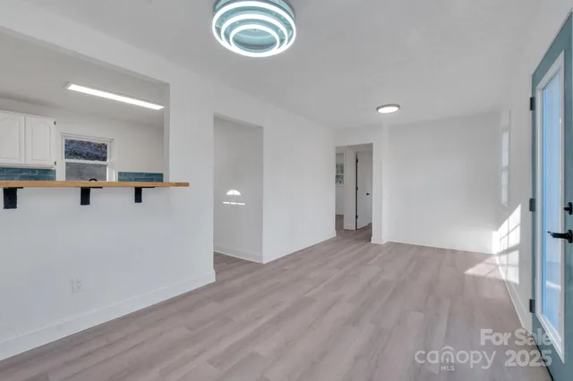 $267,900 | 49 East Livingston Street, Tryon, NC 28782