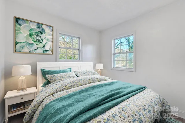 $267,900 | 49 East Livingston Street, Tryon, NC 28782