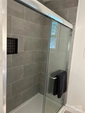 $267,900 | 49 East Livingston Street, Tryon, NC 28782