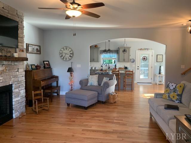 1013 Cobblestone Lane Forest, VA 24551 - Photo 9 of 51