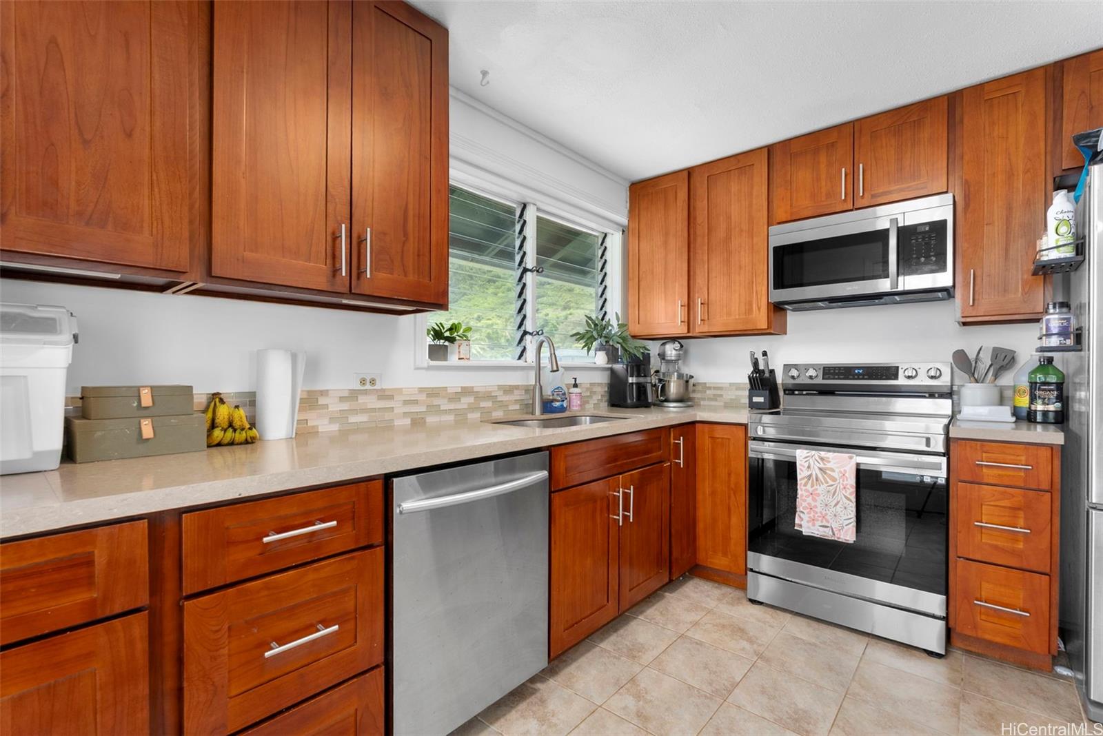 51-422 Lihimauna Road, Unit A Kaaawa, HI 96730 - Photo 4 of 23