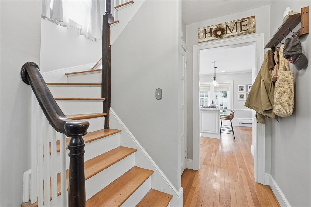 16 Bay State Road Worcester, MA 01606 - Photo 11 of 42