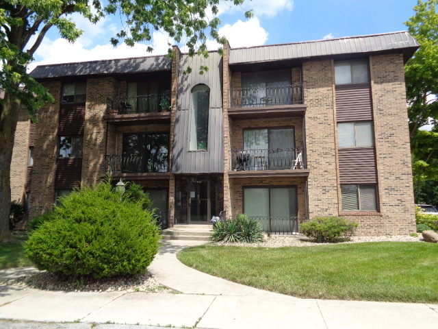 3026 Bernice Road, Unit 207 Lansing, IL 60438 - Photo 1 of 13 Gallery Image 1