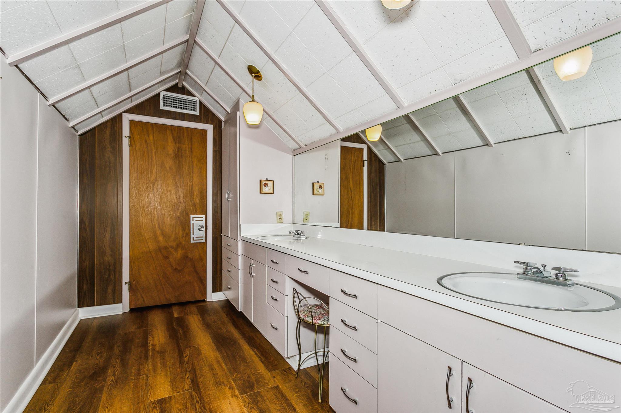 6767 Berryhill Road Milton, FL 32570 - Photo 31 of 40 Gallery Image 31