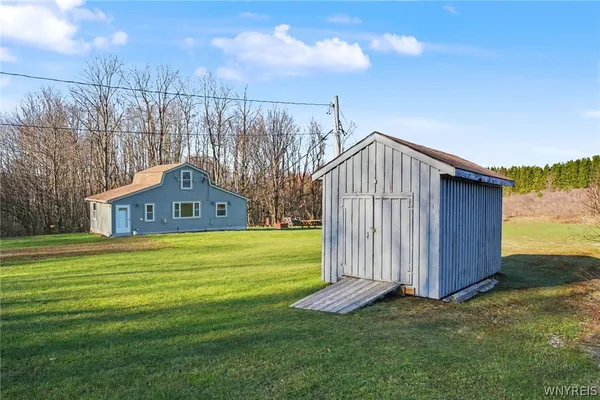 $224,900 | 4334 Townline Road, Delevan, NY 14042