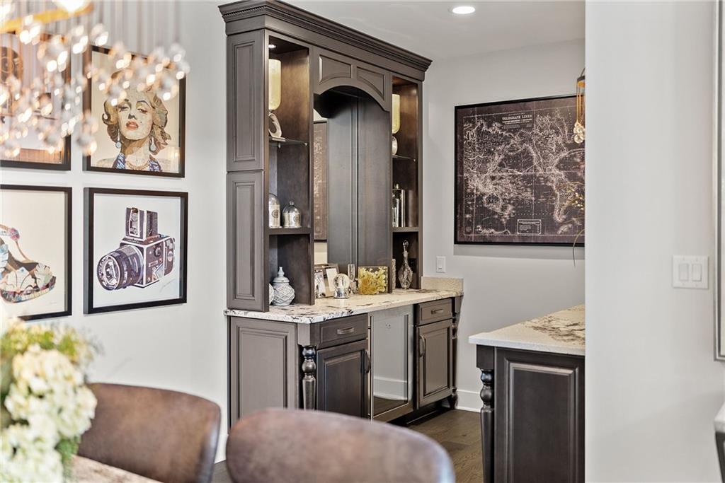 2100 John's Ridge Road Coraopolis, PA 15108 - Photo 6 of 50 Gallery Image 6