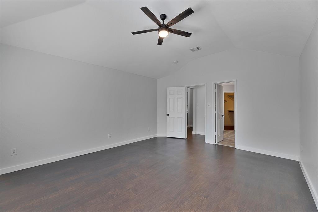 605 Clearbrook Street Azle, TX 76020 - Photo 16 of 33