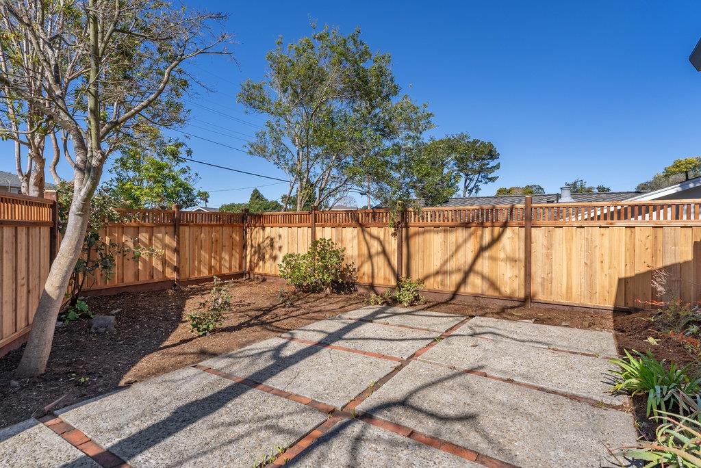 135 Baltusrol Drive Aptos, CA 95003 - Photo 30 of 32 a view of a backyard of the house