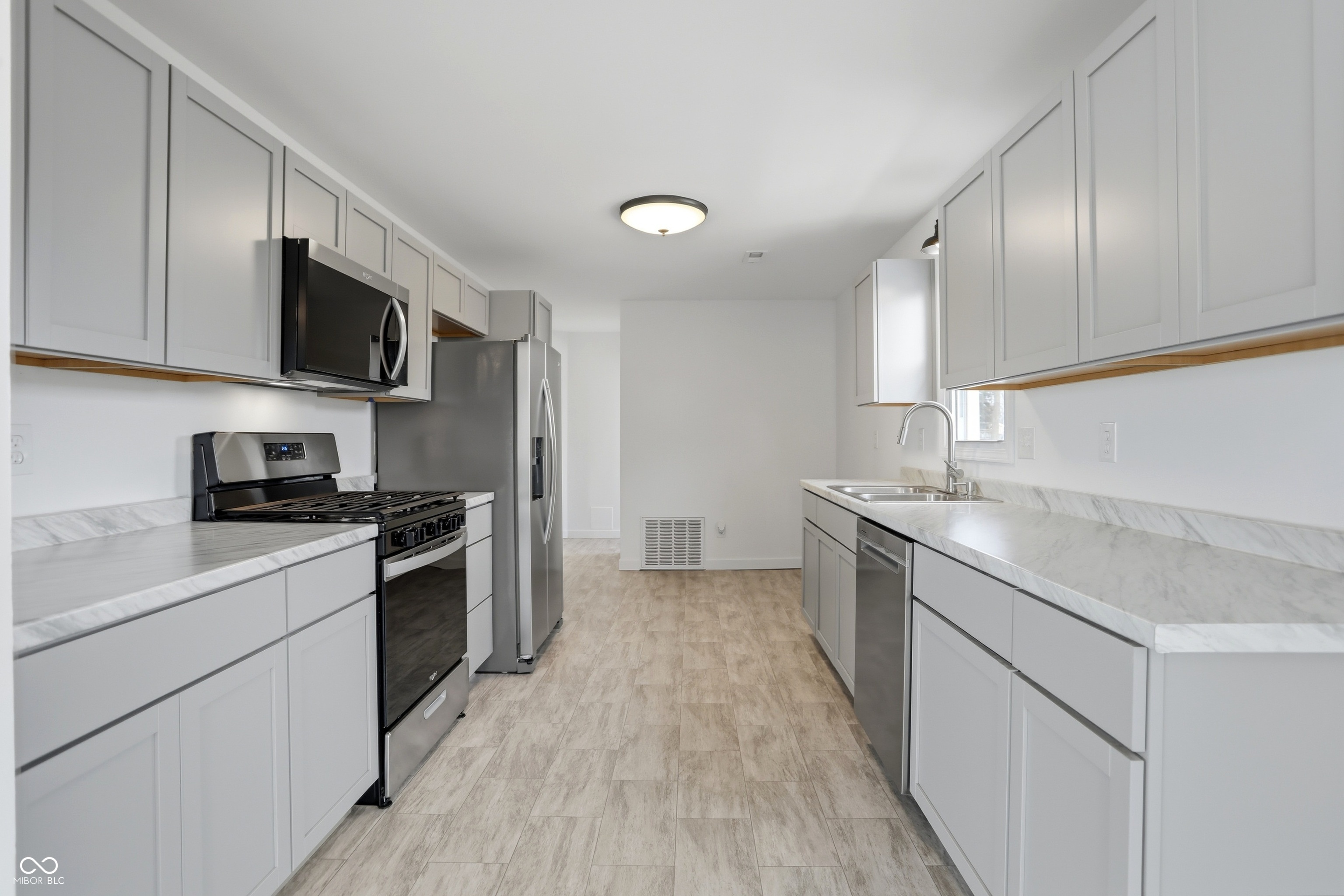 1008 East 7th Street Greenfield, IN 46140 - Photo 11 of 48