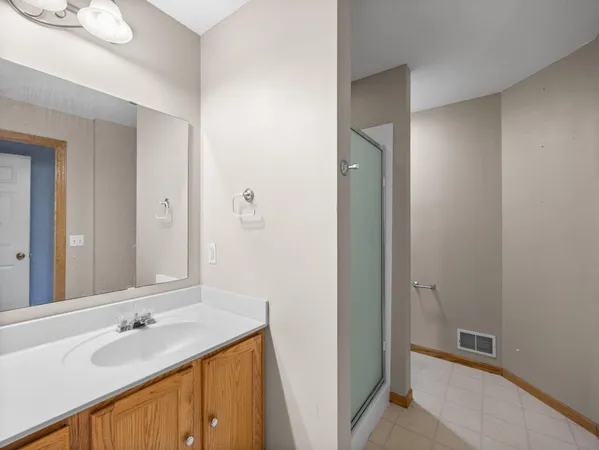 $284,999 | 6524 154th Street West, Unit 107, Apple Valley, MN 55124